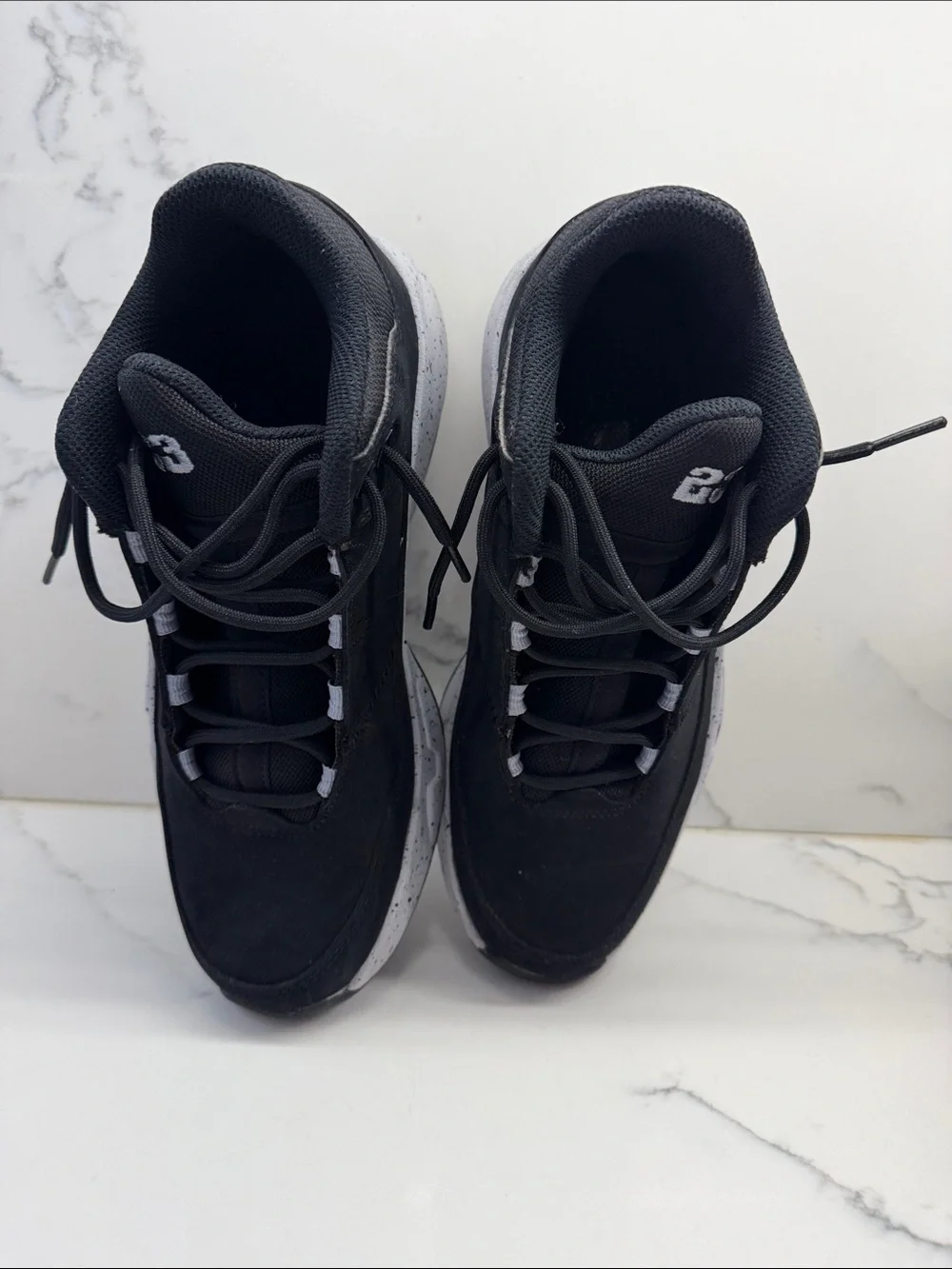 Jordan sleek mid